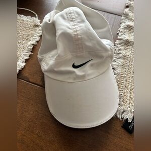 Nike White Ladies Sports running hat
